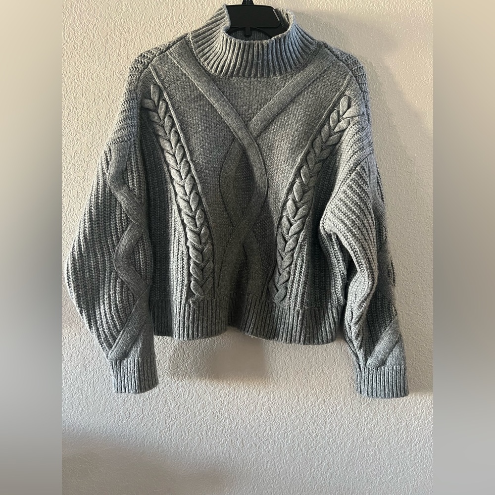Elizabeth & James knit sweater